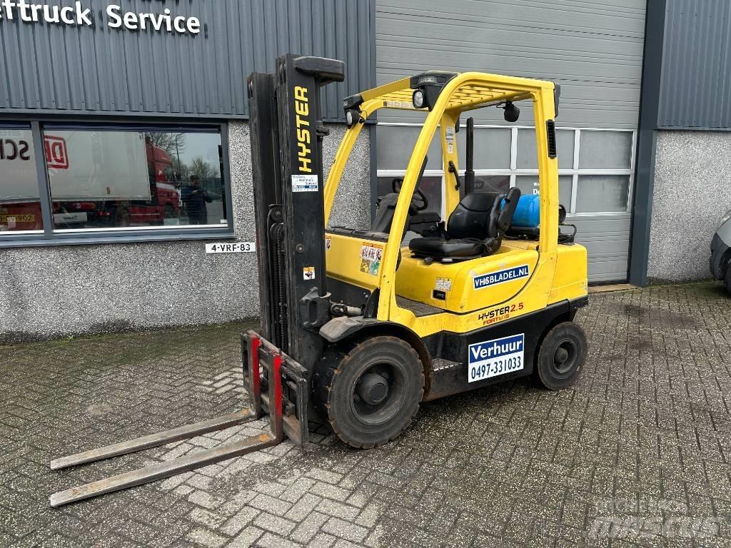 Hyster H 2.5 FT Камиони с АГУ