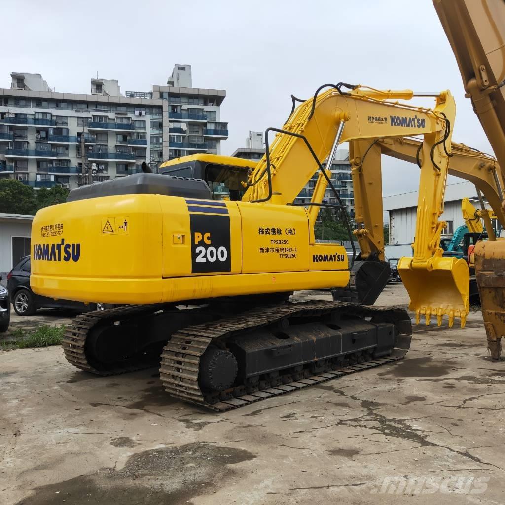 Komatsu PC200-7 Верижен екскаватор