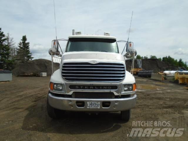 Sterling L 9500 Влекачи