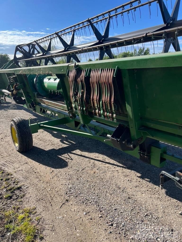 John Deere 9780 CTS Комбайни