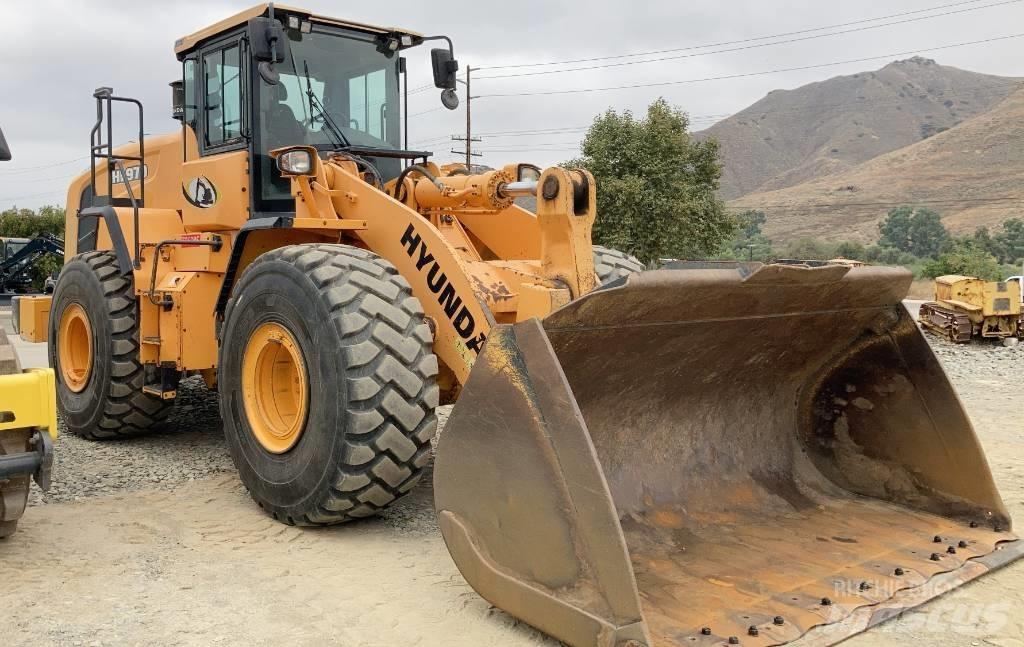 Hyundai HL970 Колесни товарачи