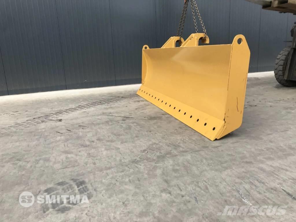 CAT QR Остриета