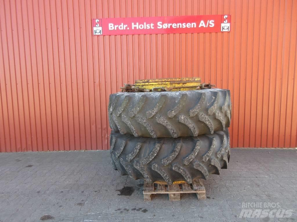 Firestone 20.8-38 Колелета/Гуми
