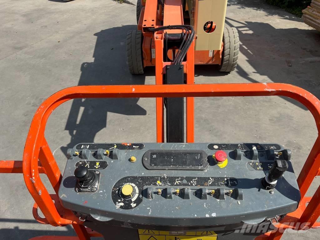 JLG E 450 AJ Съчленени стрелови подемници