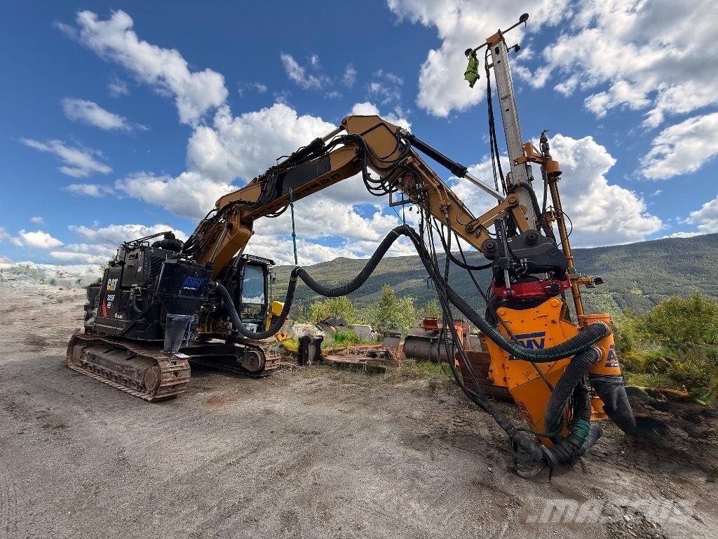 CAT 325 FL CR Специални екскаватори