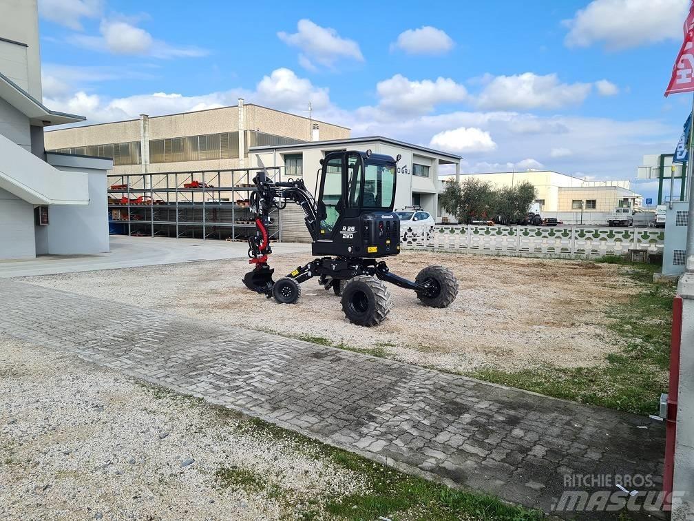 Euromach R25 Специални екскаватори