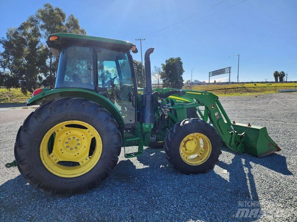John Deere 5100 M Трактори