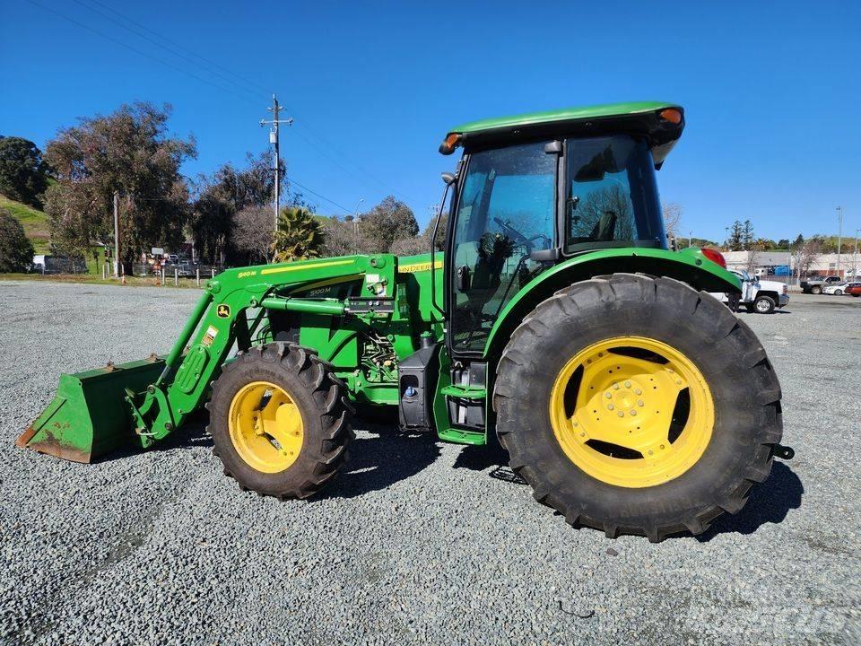 John Deere 5100 M Трактори