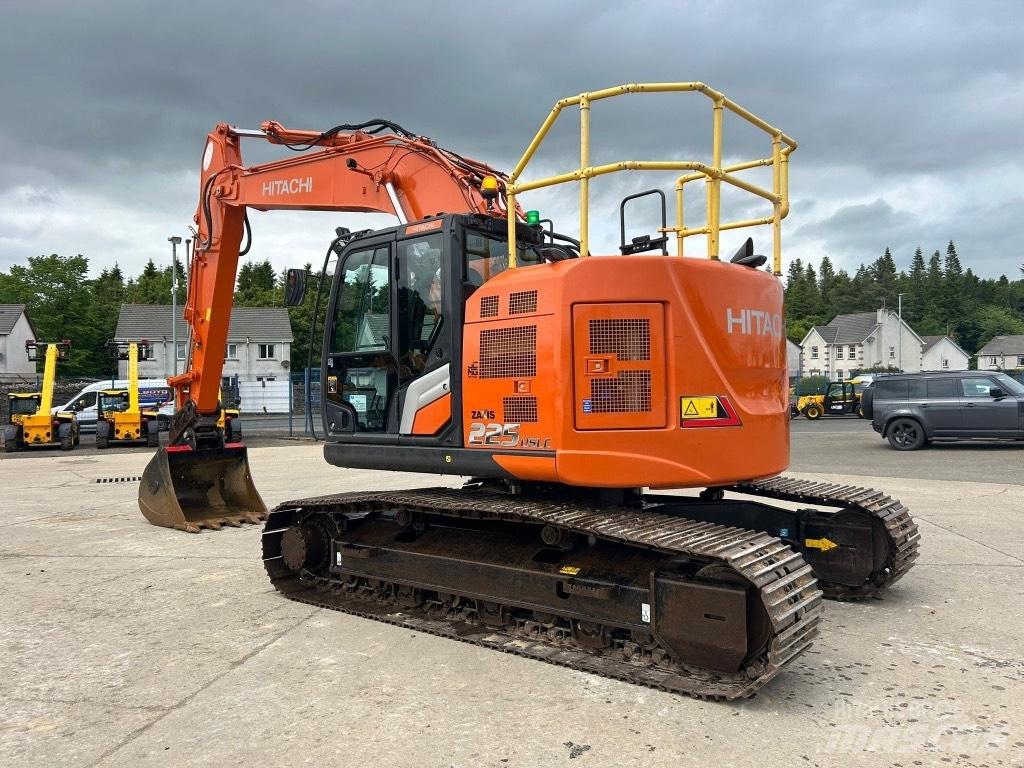 Hitachi ZX225 USLC-7 Верижен екскаватор