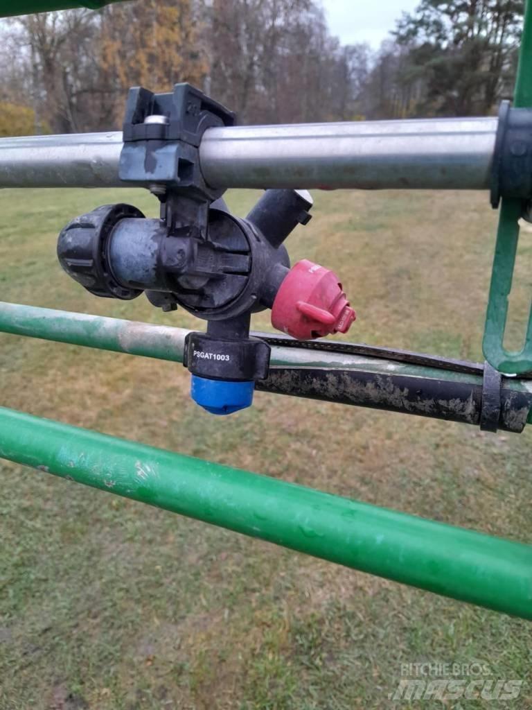 John Deere M 740 i Прикачни пръскачки
