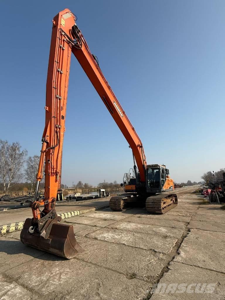 Doosan DX 300 LC-5 Екскаватори с дълго рамо