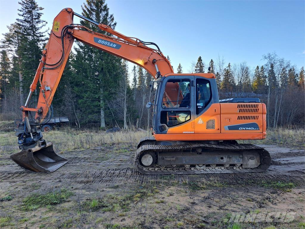 Doosan DX 140 LC-3 Верижен екскаватор