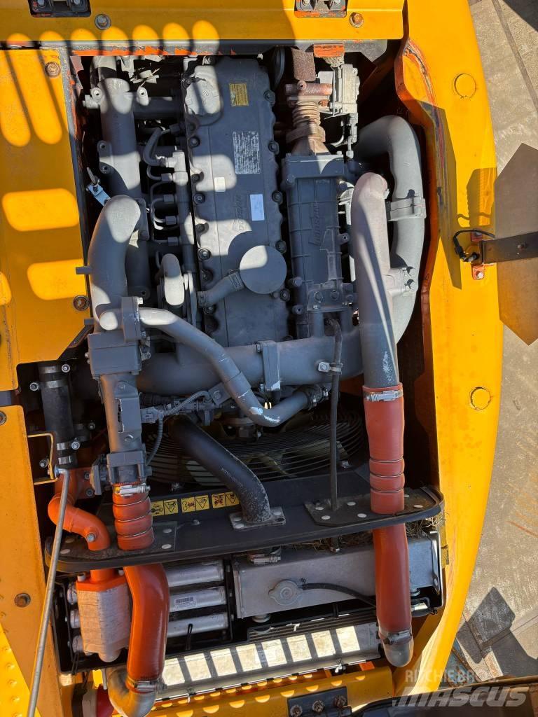 Doosan DX 160 W-3 Колесни екскаватори