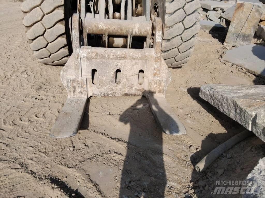 Volvo L 180 C Колесни товарачи
