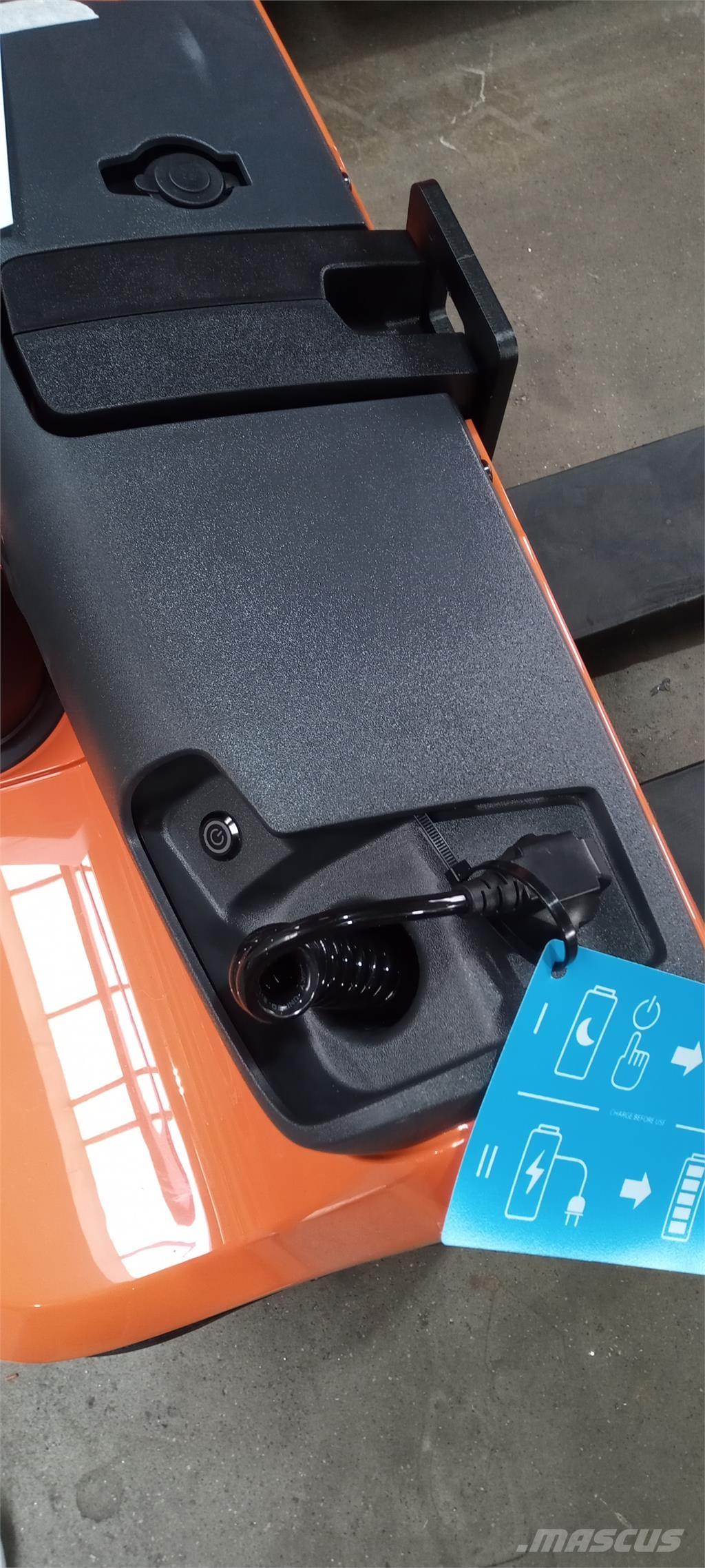 Toyota LWI 160 Колички високоповдигачи с теглич