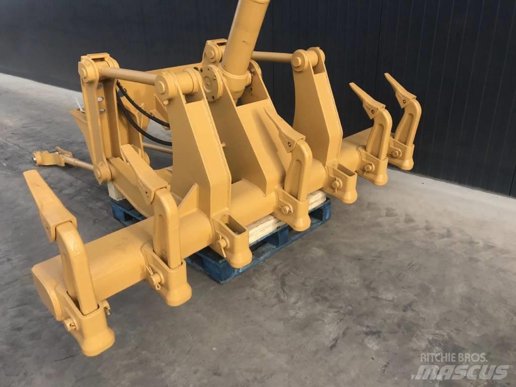 CAT 14M Скарификатор