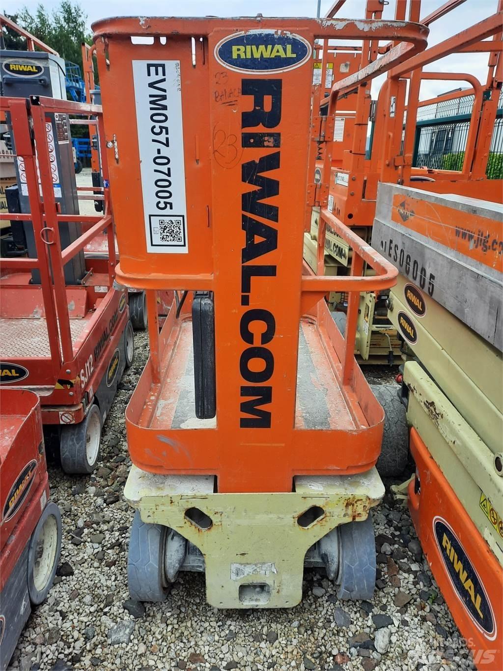 JLG 1230ES Други вишки и платформи