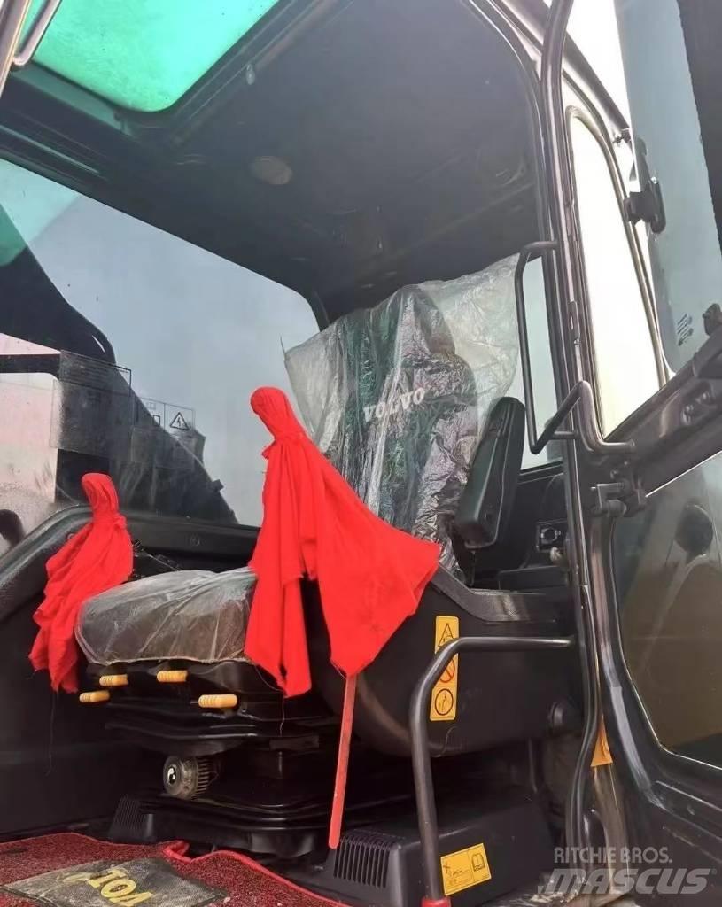 Volvo EC 240 Верижен екскаватор