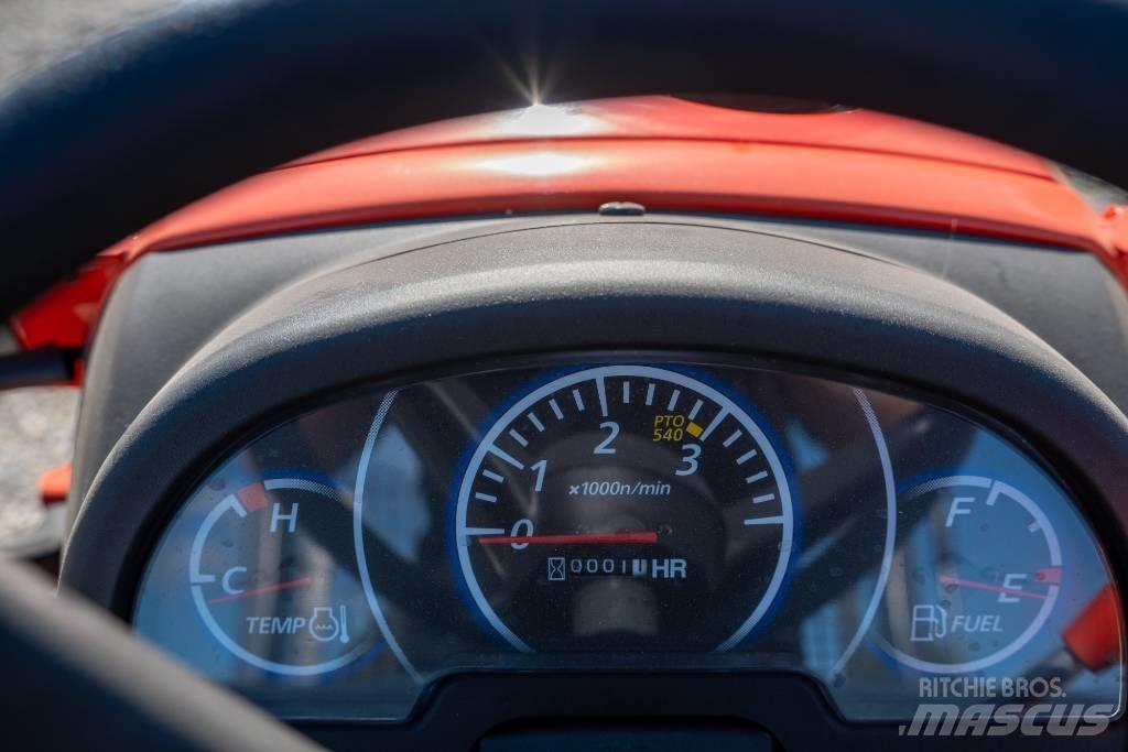 Kubota B1-121 Компактни трактори