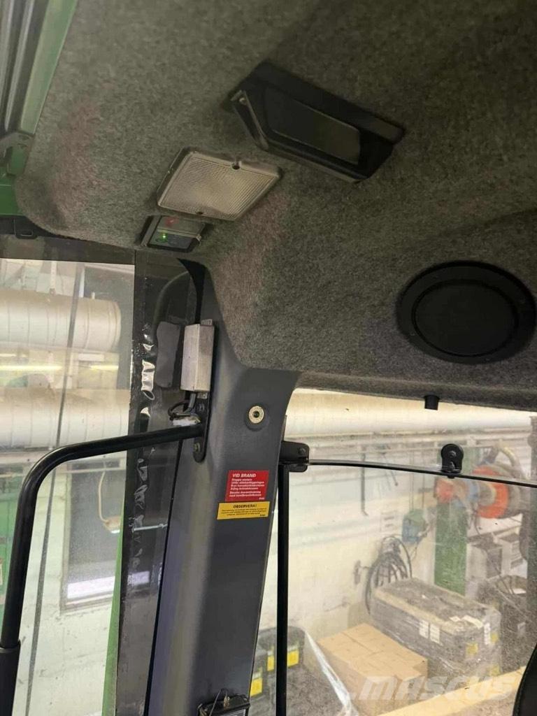 John Deere 1910E Форуардери