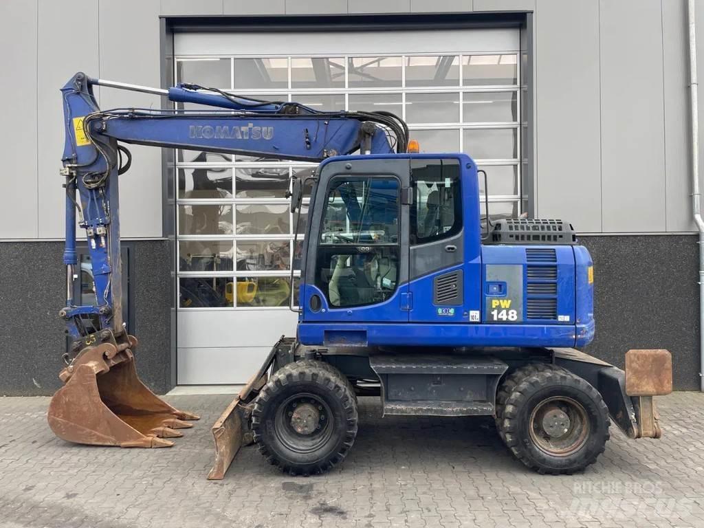 Komatsu PW148-8 Колесни екскаватори