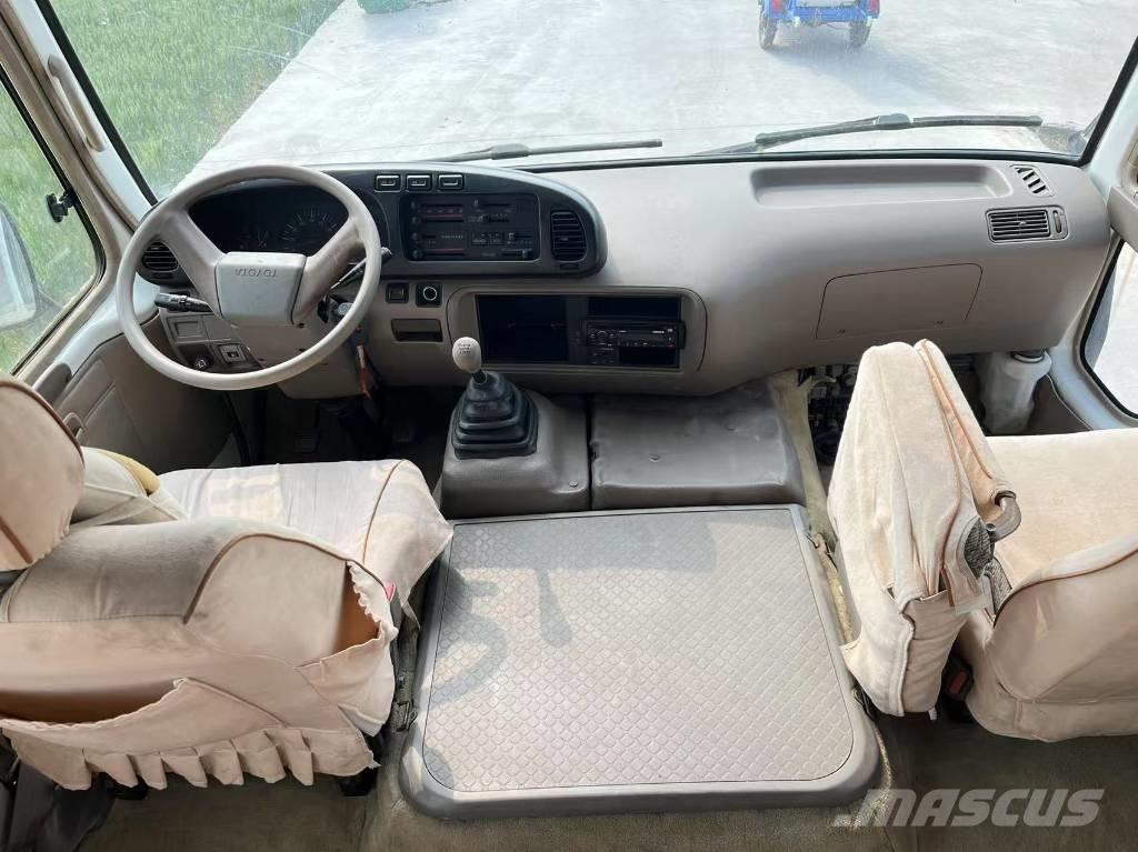 Toyota Coaster Bus Мини бусове