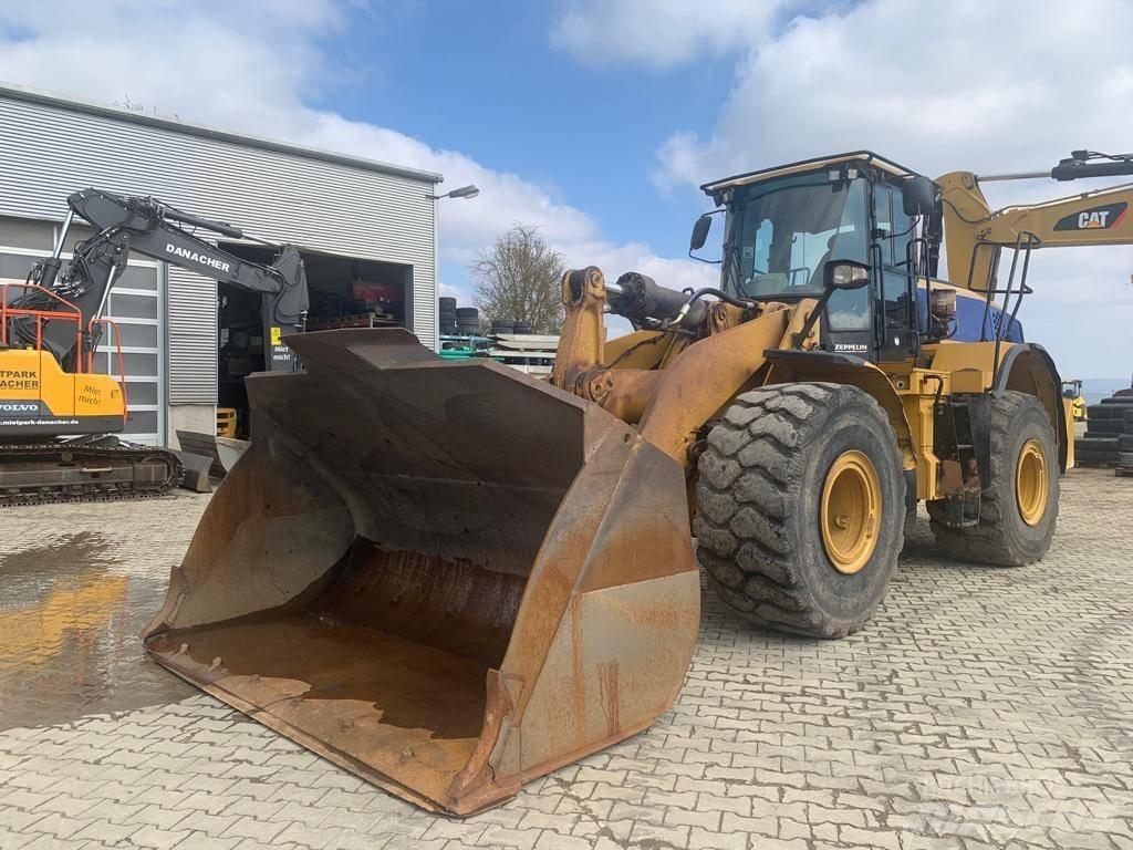 CAT 972 K Колесни товарачи