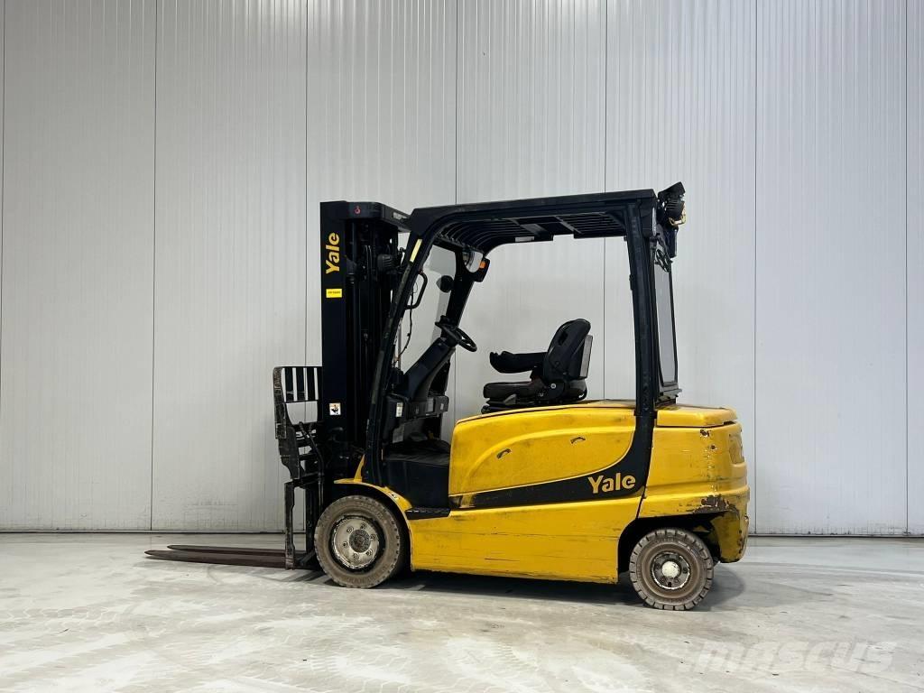 Yale ERP35VL Електрически вилични кари-повдигачи