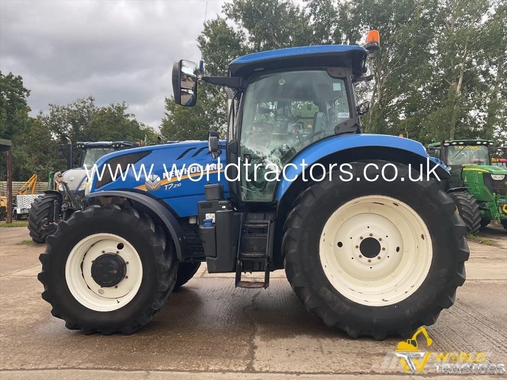 New Holland T 7.210 Трактори