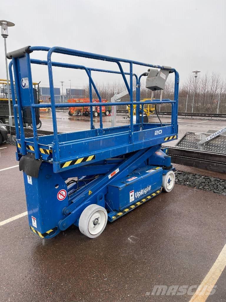 UpRight SL20 Saxlift Ножични работни платформи