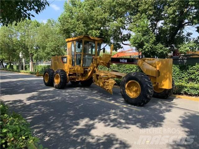 CAT 140H Грейдери