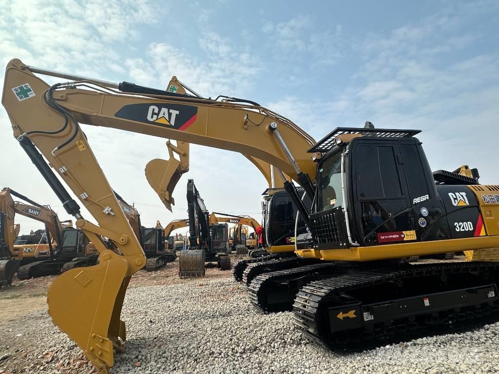 CAT 320D2 Верижен екскаватор