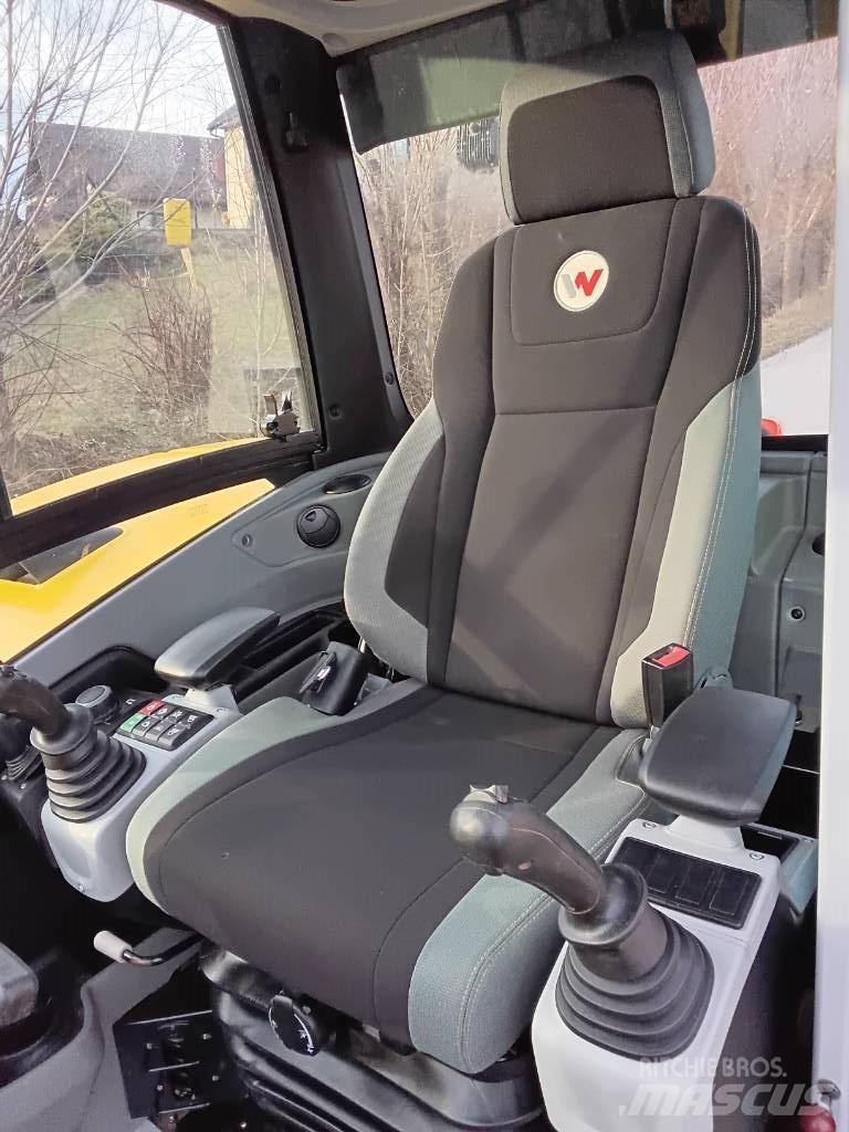 Wacker Neuson ET90 Средни екскаватори 7т - 12т