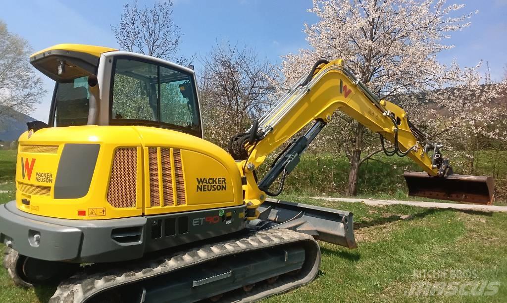 Wacker Neuson ET90 Средни екскаватори 7т - 12т