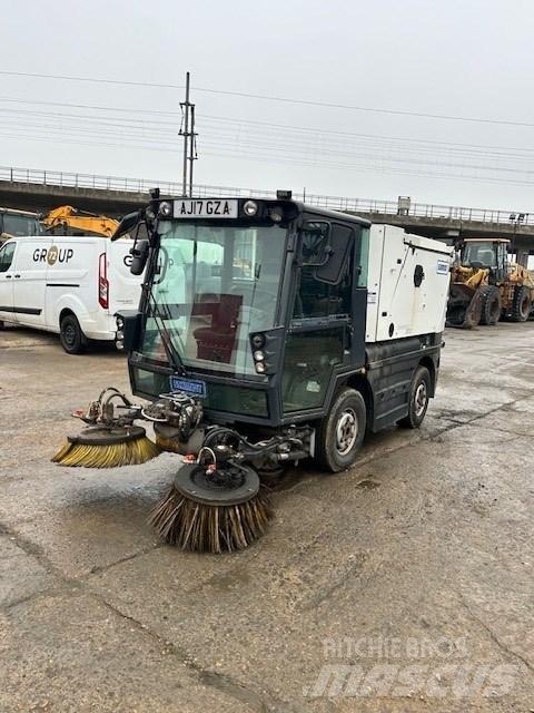 Schmidt Compact 200 Автоматични метачки с четки
