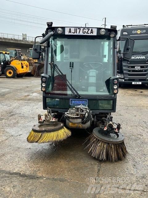 Schmidt Compact 200 Автоматични метачки с четки