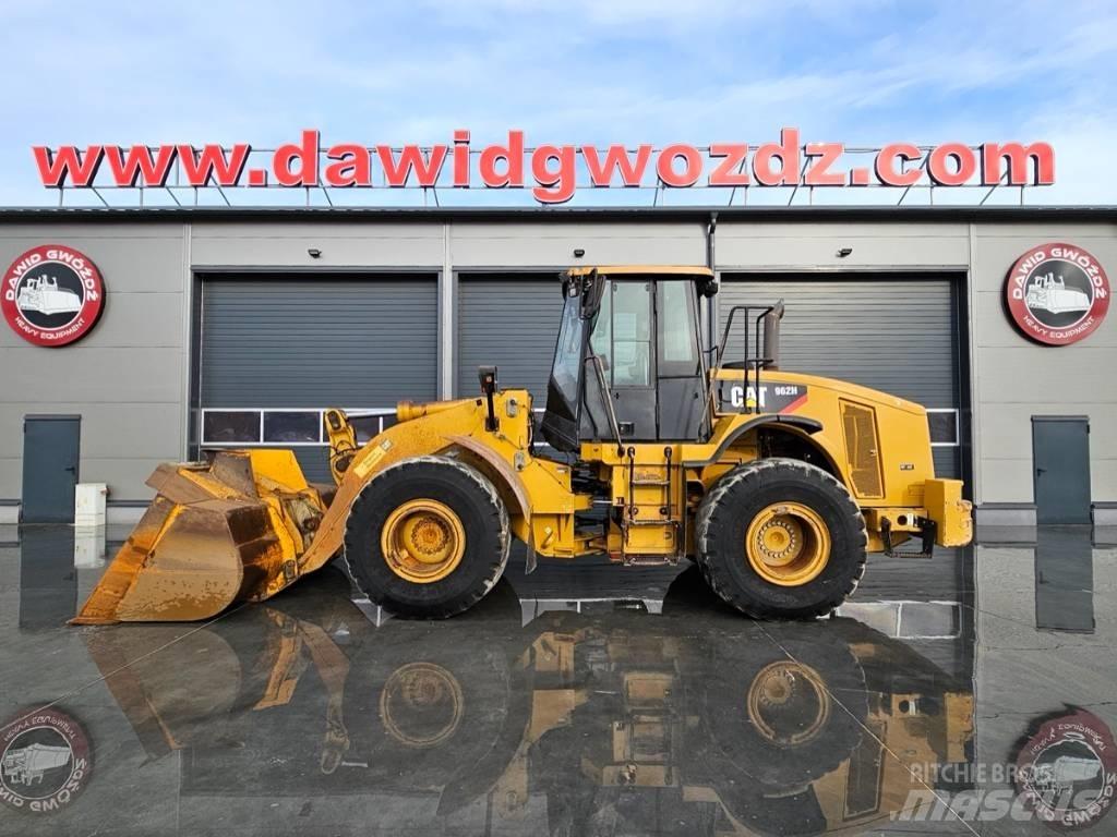 CAT 962H Колесни товарачи