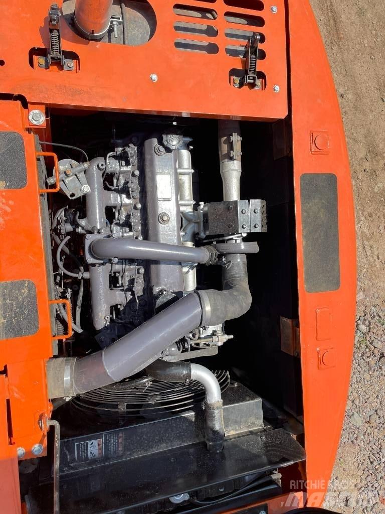 Doosan 150 Колесни екскаватори