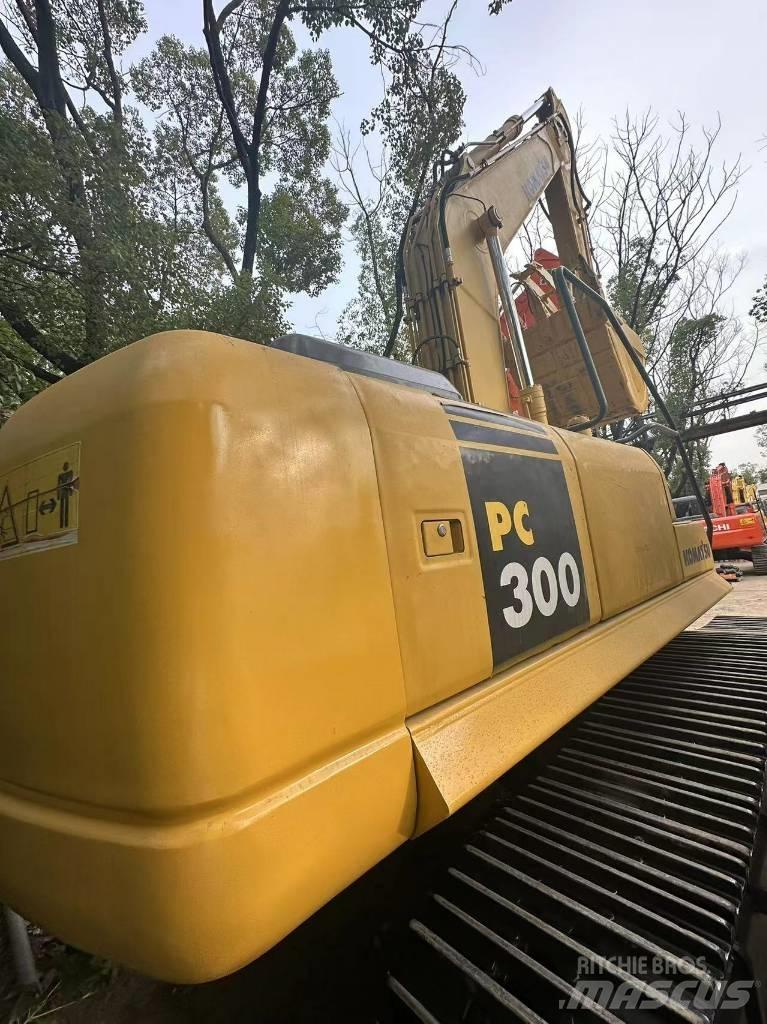 Komatsu PC 300 Верижен екскаватор