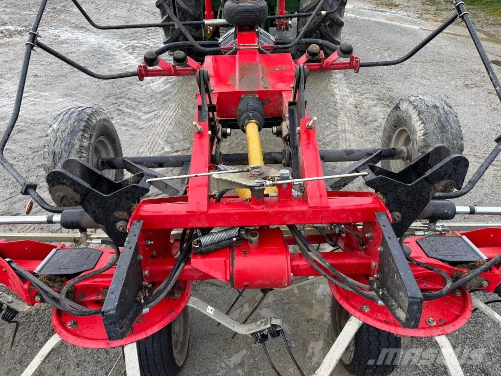 Fella TH901 trans Гребла и сенообръщачки