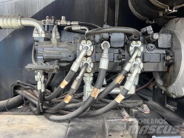 JLG 1350 SJP Телескопични повдигачи
