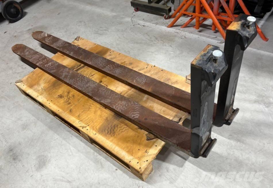 Toyota Fourches Вилки