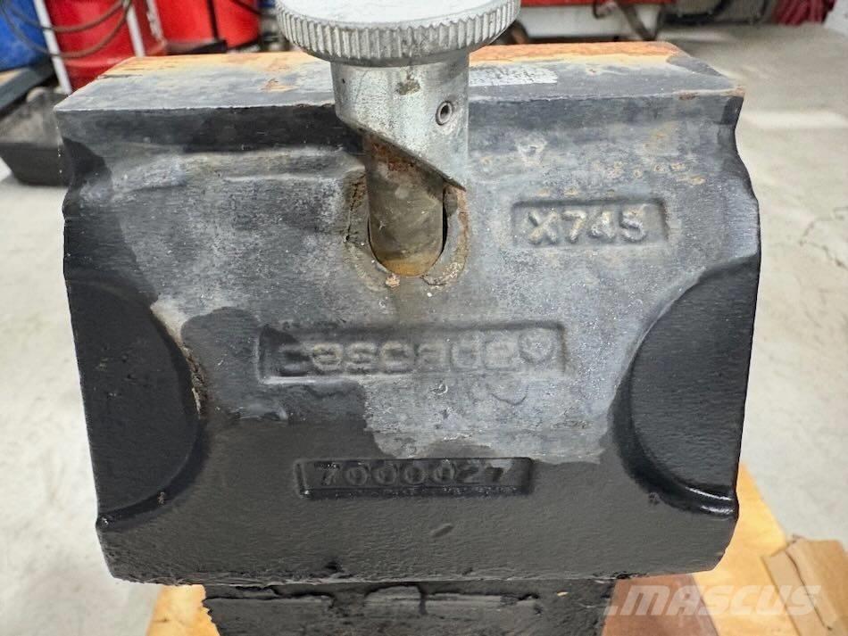 Toyota Fourches Вилки