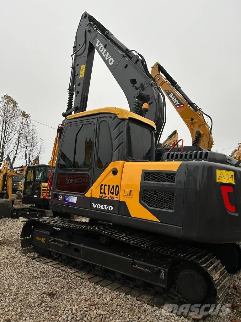 Volvo 140 Верижен екскаватор