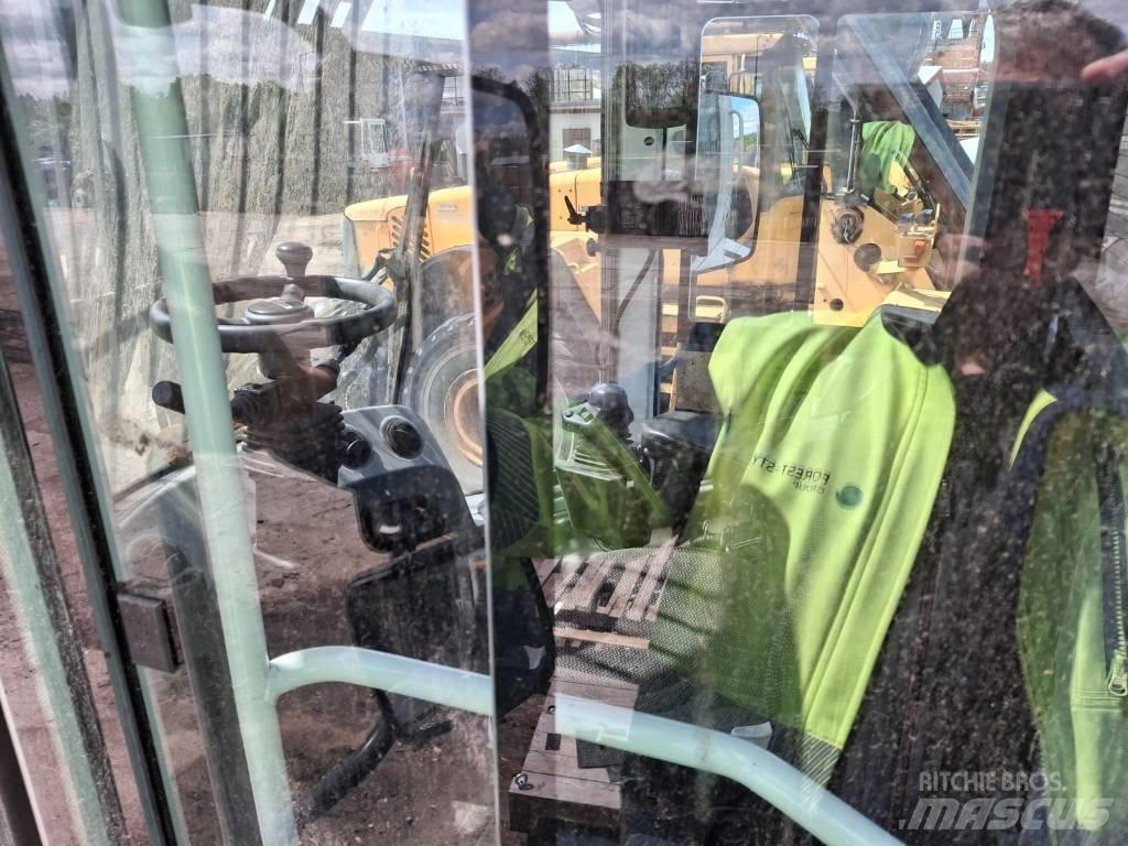 Liebherr L 580 LG Колесни товарачи