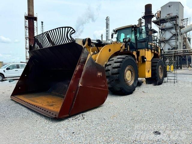 CAT 988 K Колесни товарачи