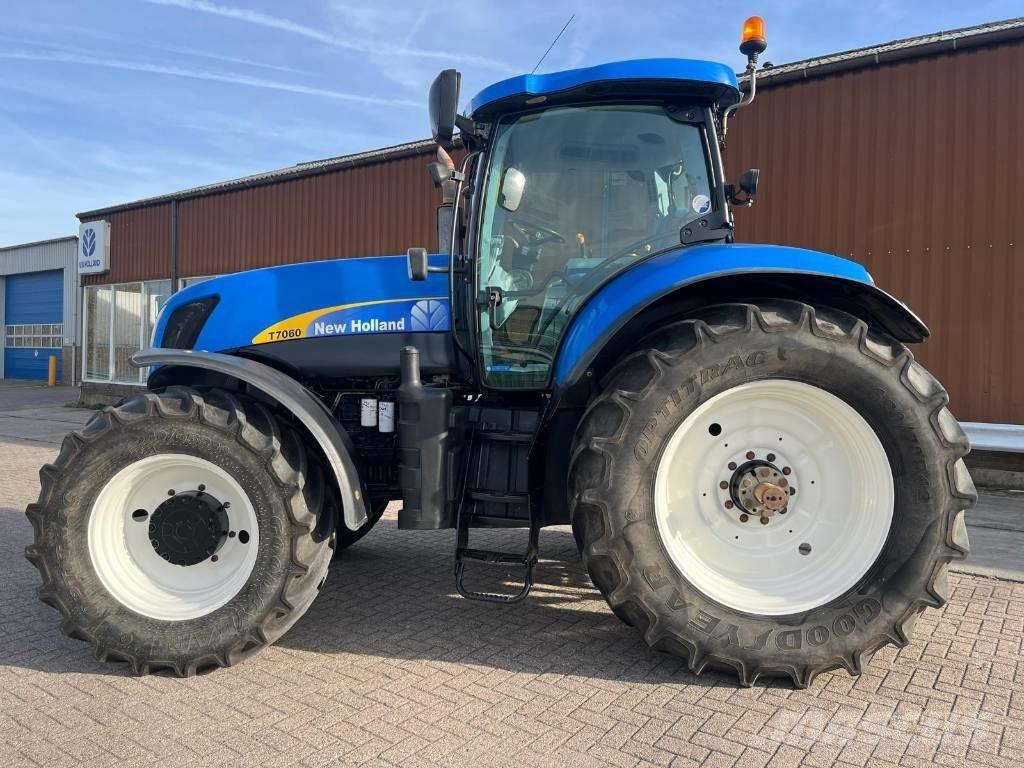 New Holland T7060 Трактори
