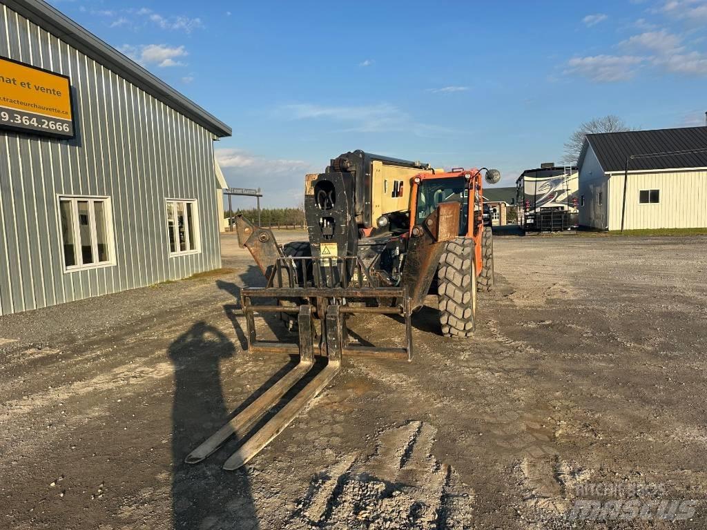 JLG 1055 Телескопични товарачи