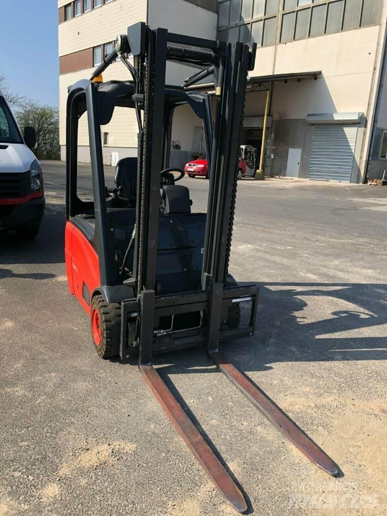 Linde E15 Електрически вилични кари-повдигачи