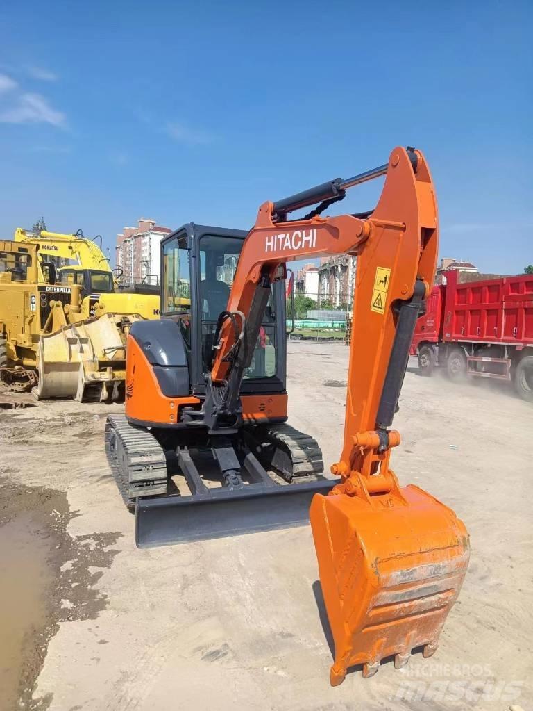 Hitachi ZX35-5A Мини екскаватори < 7 т